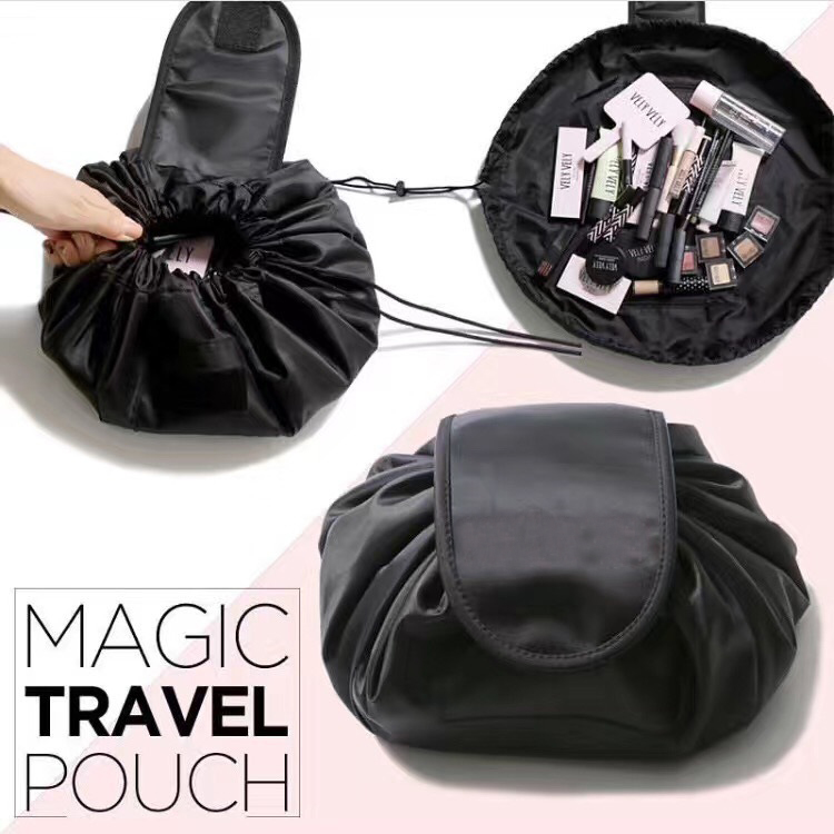 Sac de maquillage à cordon