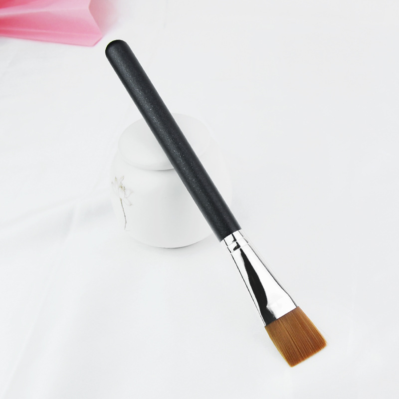 Brosse de fondation carrée professionnelle pour le maquillage à la crème liquide